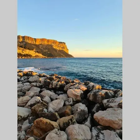 Le Ravissant - 50m Du Port - Tres Calme Apartamento Cassis